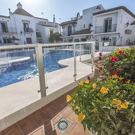 Canovas - Nueva - Pueblo Andaluz 94 Vakantiehuis *